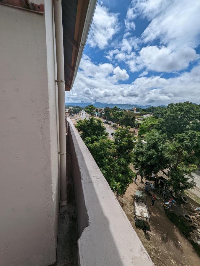 Mufasa City Hostel And Apartments Arusha Esterno foto