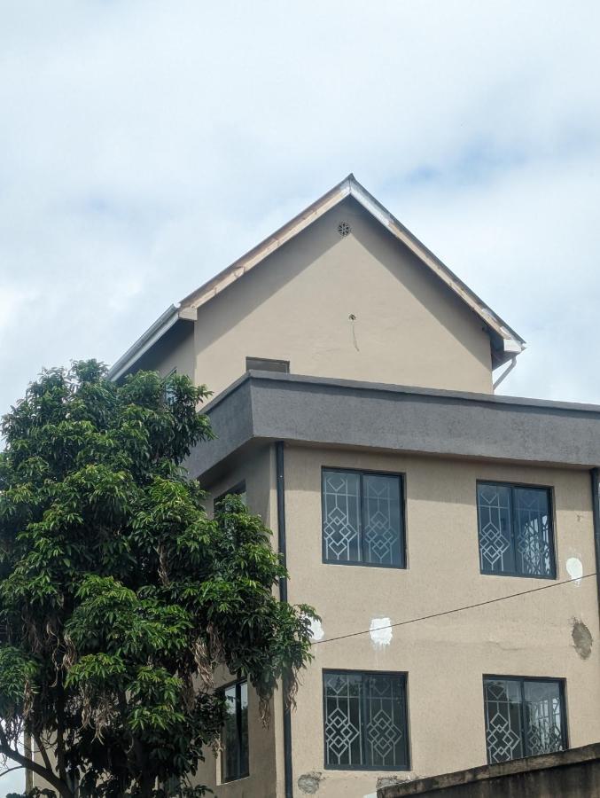 Mufasa City Hostel And Apartments Arusha Esterno foto