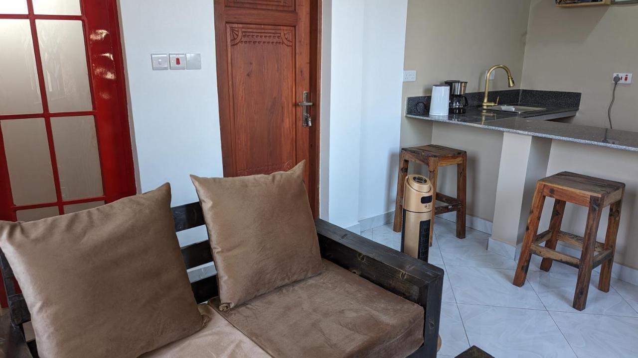 Mufasa City Hostel And Apartments Arusha Esterno foto